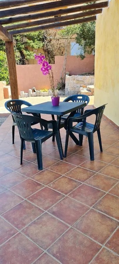 S&M House Apartment La Maddalena