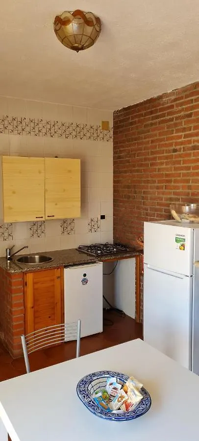 S&M House Apartment La Maddalena  0*, La Maddalena (Sassari) Italy