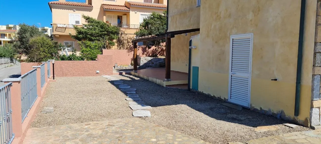 S&M House Apartment La Maddalena  0*, La Maddalena (Sassari) Italy